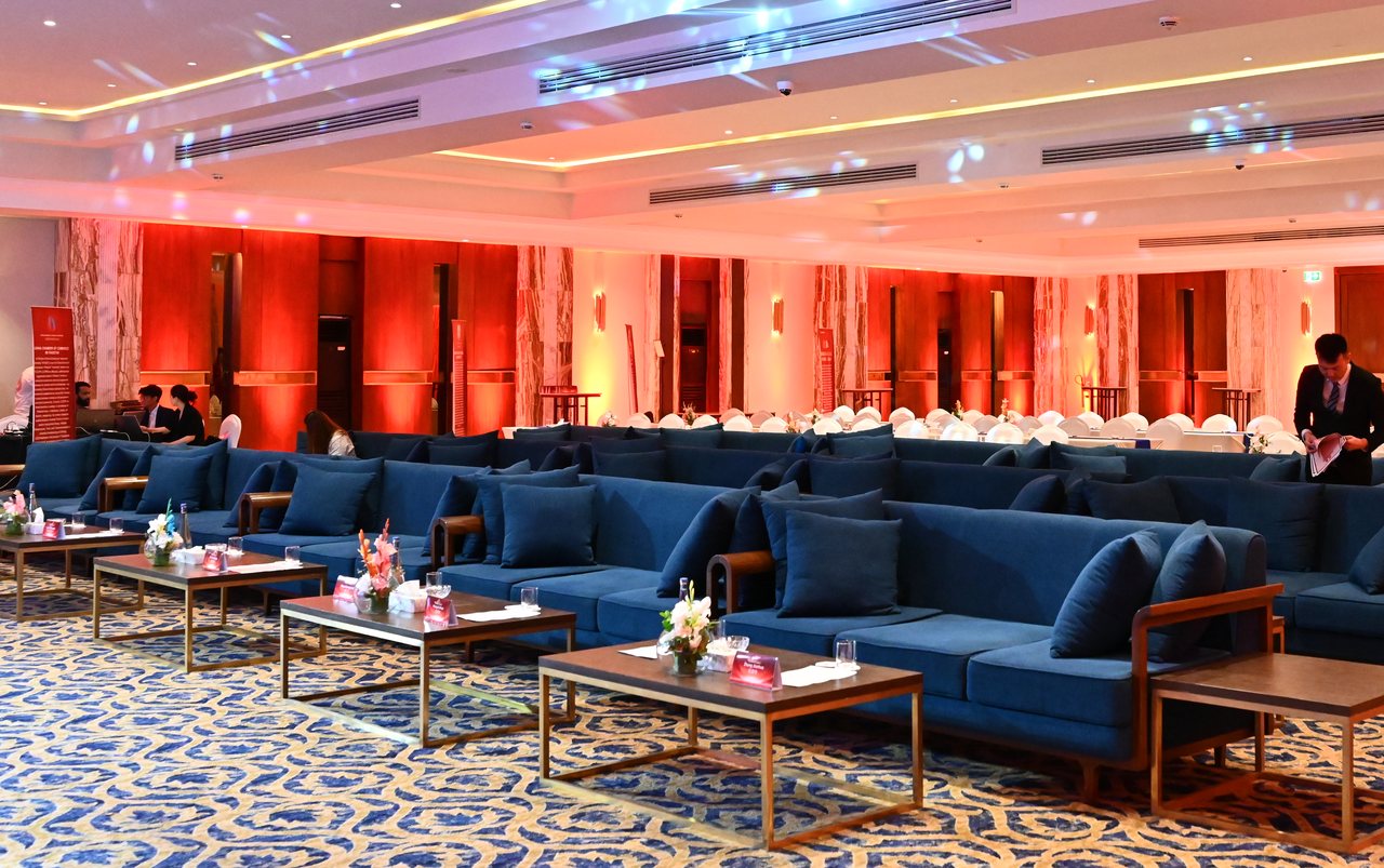 Forum lounge, gobo-lit